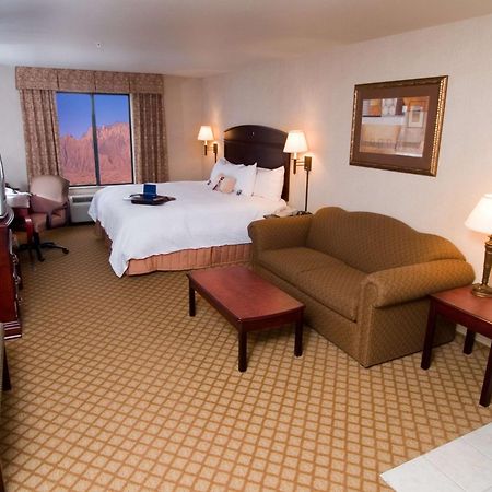 Hampton Inn & Suites Farmington Bagian luar foto