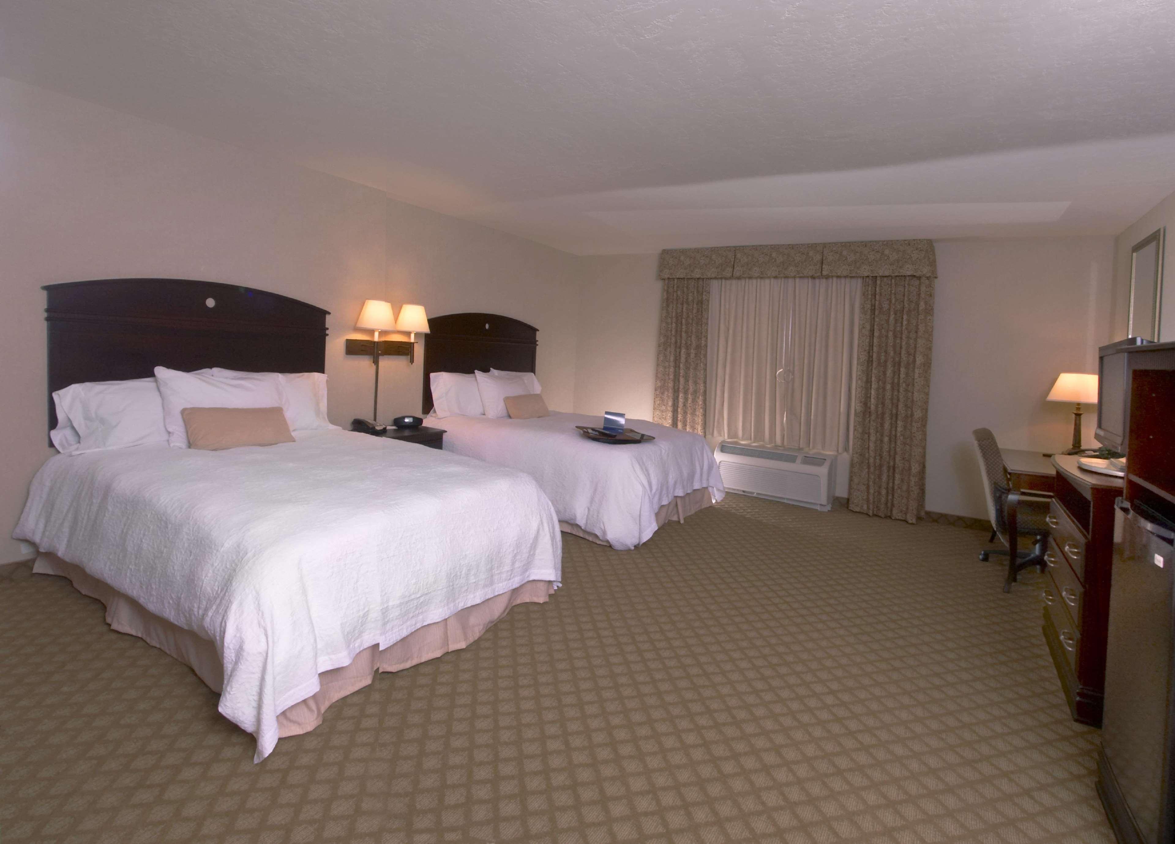 Hampton Inn & Suites Farmington Bagian luar foto