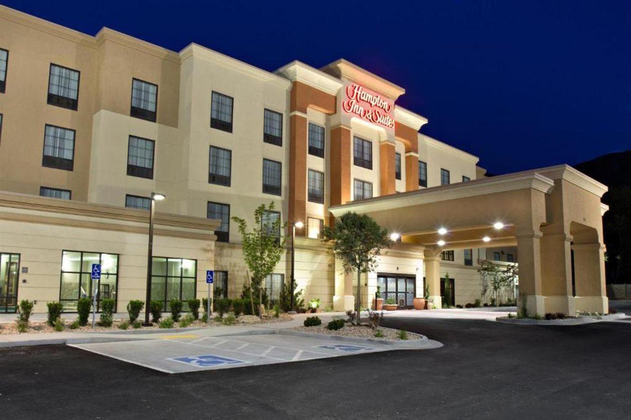 Hampton Inn & Suites Farmington Bagian luar foto