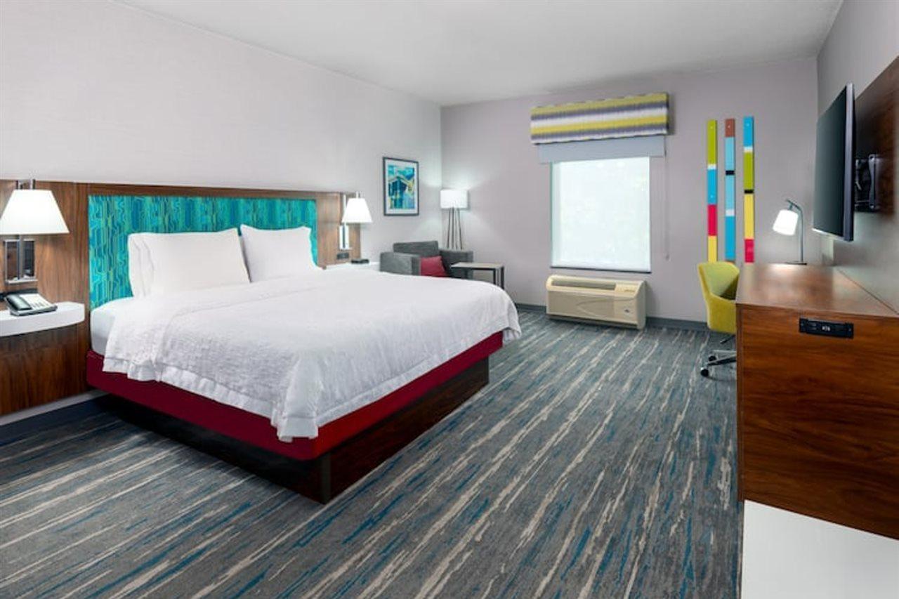 Hampton Inn & Suites Farmington Bagian luar foto
