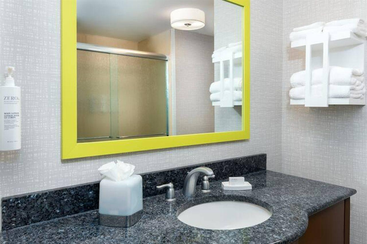 Hampton Inn & Suites Farmington Bagian luar foto